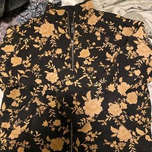 Floral forever 21 quilted sweater